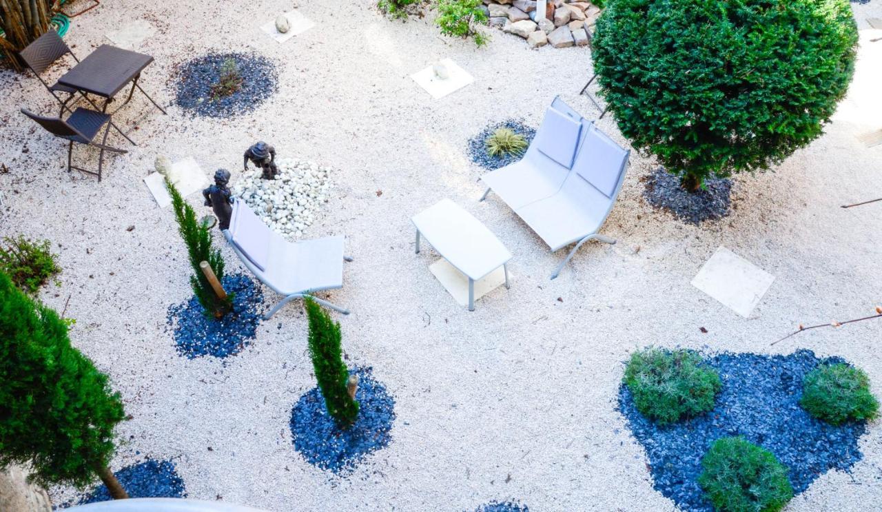 Logis Hotel La Villa Boucicaut Chalon-sur-Saône Dış mekan fotoğraf