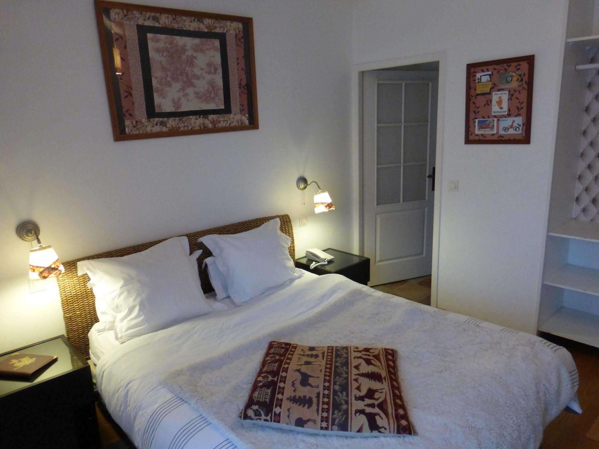 Logis Hotel La Villa Boucicaut Chalon-sur-Saône Dış mekan fotoğraf